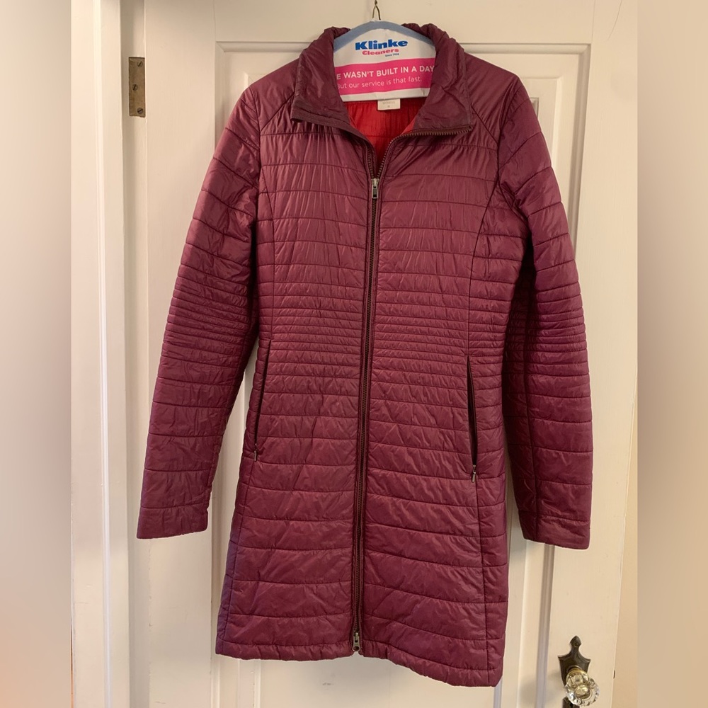 Patagonia Women’s Nanopuff Parka, size Medium, plum color